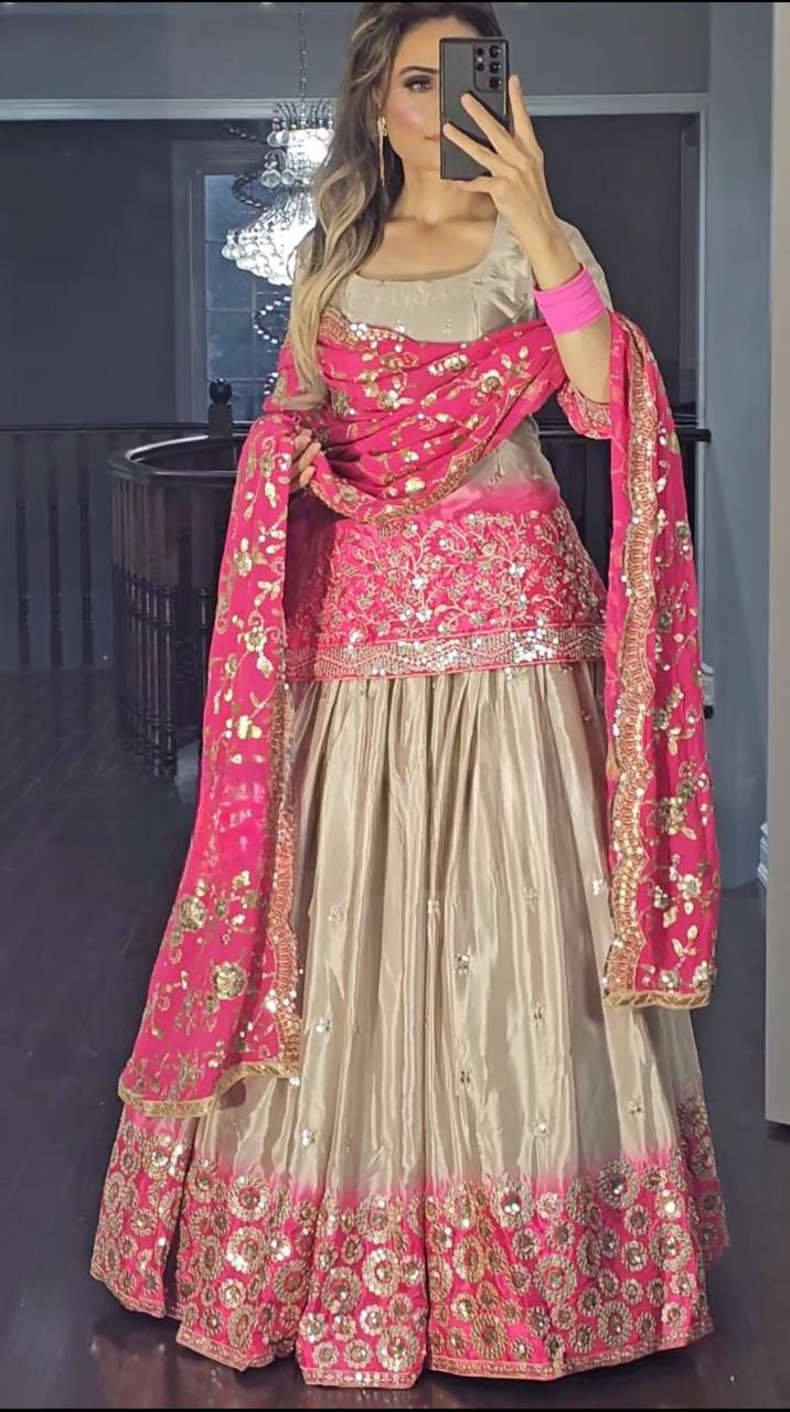 Presenting New Designers Lehenga -Top In New Fancy Style